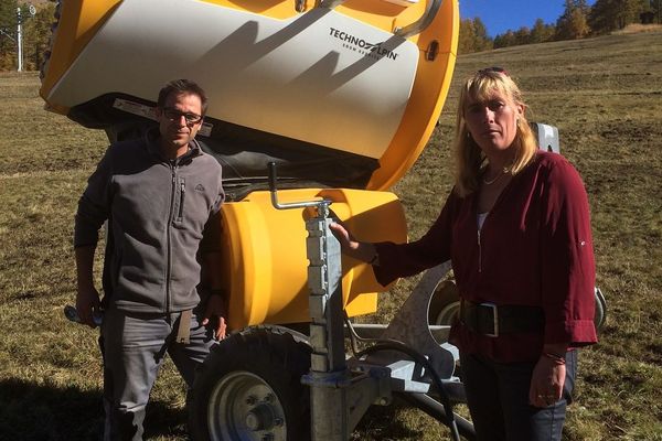 Plusieurs enneigeurs comme celui-ci ont été dégradés sur les domaines de Molines et Sain-Véran dans le Queyras. 