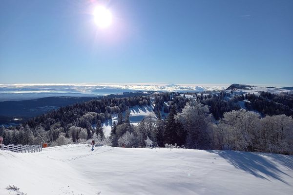 Station de ski de Métabief : vue depuis le Morond (février 2022)