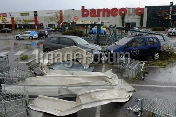 Après la tornade de dimanche le préfet a demandé un audit de sécurité pour repenser l'accès des secours. 