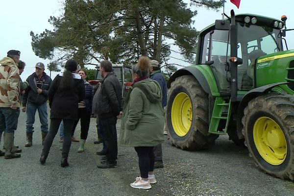 Les riverains sont mobilisés pour éviter l'expropriation.