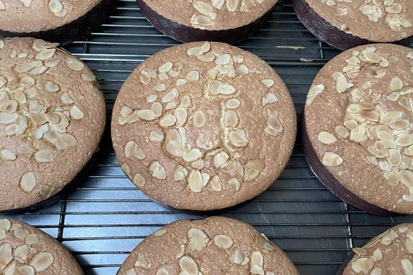 Jacky Delplanque réhabilite le gâteau de Pierrefonds : "c'est un moelleux aux amandes"