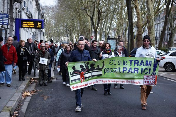 En 2017, déjà, les Corpopétrussiens manifestaient pour un passage du tramway dans leur commune.