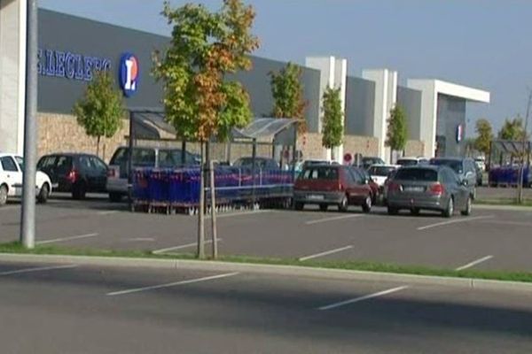 Le magasin Leclerc de Châteauroux a été victime d'une série de cambriolages au mois d'octobre