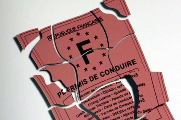 Chaque conducteur dispose de 12 points sur son permis de conduire. 