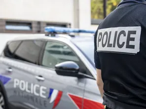 À Besançon, un mineur a été déféré après avoir poignardé un jeune homme.