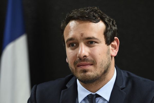 Antoine Baudino, l'assistant parlementaire du sénateur ex-RN Stéphane Ravier, est poursuivi pour violences à Marseille.