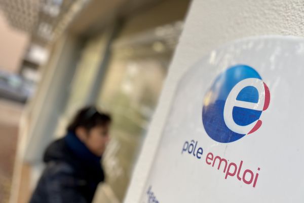 Le nombre de demandeurs d'emploi inscrit à Pole Emploi est en baisse par rapport à l'année 2022 en région Centre-Val de Loire.