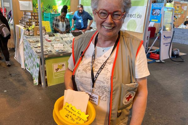 La Croix Rouge de Colmar propose des tombolas. Toutes les enveloppes sont gagnantes !