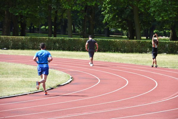 Les établissements sportifs de plein air ont pu rouvrir ce 28 novembre. Image d'illustration.