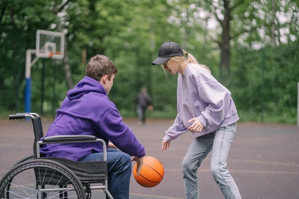 Apprendre la différence et l'inclusion aux enfants