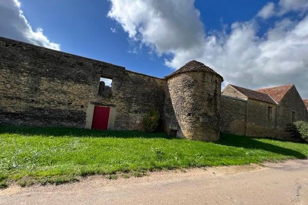 Les remparts d'Eringes