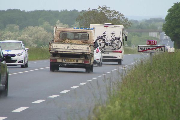 Chaque jour, 15 000 véhicules parcourent la RN 141.