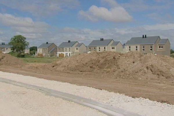 Chantier suspendu à Bonnée dans le Loiret car des vestiges archéologiques ont été trouvés. 