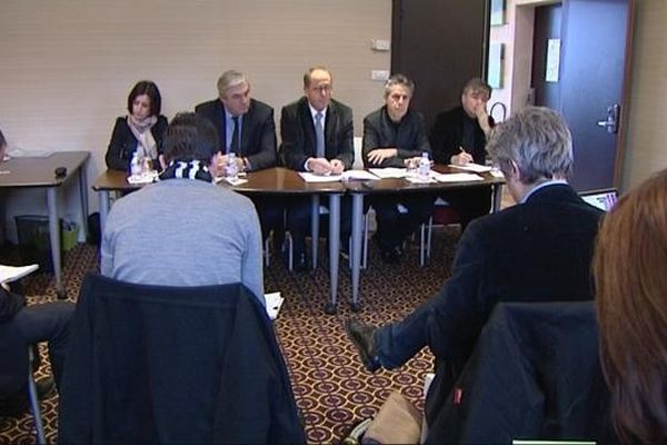 La conférence de presse conjointe de l'UMP et de l'UDI mercredi 9 janvier 2012 à Dijon