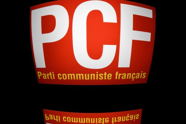 Logo du Parti Communiste Français dont Georges Cukierman, décédé le 18 avril 2020 à l'âge de 94 ans, était un militant.