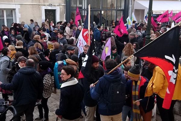 Le cortège s'était donné rendez-vous devant le Palais de justice d'Orléans. 