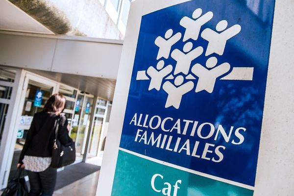 En Haute-Loire, le montant de la fraude aux allocations détecté par la Caf s'élève à 720 000 euros environ, pour 2019.