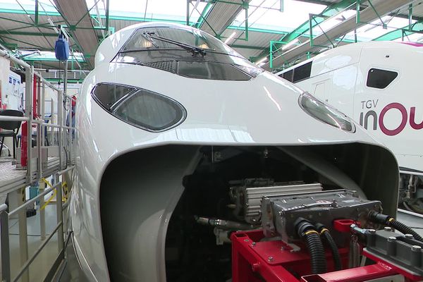 La motrice du TGV M, le TGV du futur