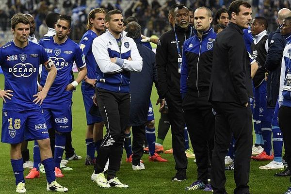 11/04/15 - Coupe de la Ligue - Les joueurs et le staff du SC Bastia quelques minutes après le coup de sifflet final