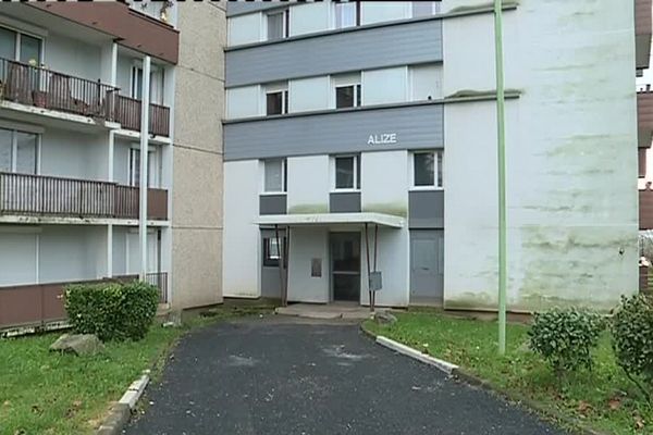 L'immeuble situé dans le quartier du Vert-Bois à St-Dizier où une personne a été interpellée lundi dans le cadre de l'enquête.