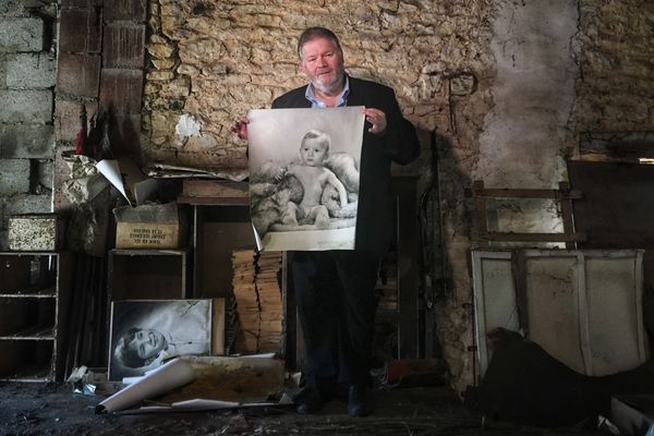 Dans le Studio Delaunay qui fermera ces portes fin avril, 60 ans d'histoires sont rangées dans des cartons