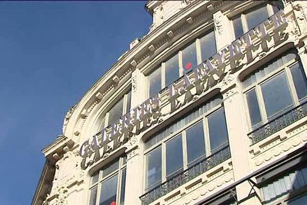 Les Galeries Lafayette en centre-ville de Béziers, dans l'Hérault - 9 novembre 25015