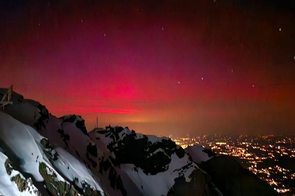 Aurore Boréale au Pic du Midi.