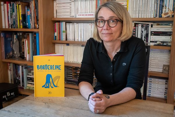 Frédérique Cretin, autrice de bande dessinée bisontine atteinte d'un trouble de la personnalité borderline.