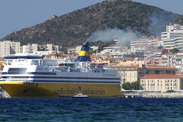 La date butoir du dépôt des offres pour la société d’économie mixte à option prioritaire qui reliera la Corse à Marseille de 2021 à 2028 était fixée ce vendredi. La Corsica Ferries n’est pas candidate.