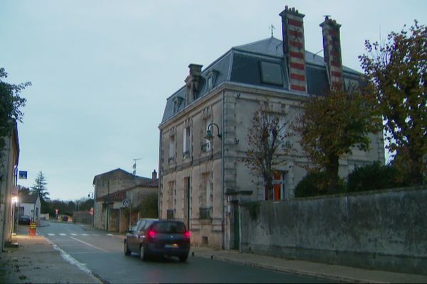 Ciré-d'Aunis compte un peu plus de 1.300 habitants.