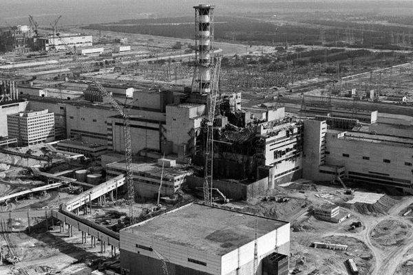 Le réacteur numéro 4 de la centrale nucléaire de Tchernobyl en avril 1986