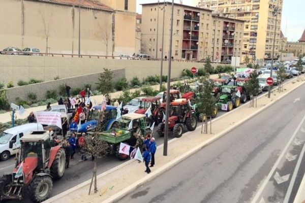 L'autoroute A7 bouché par la manifestation des agriculteurs mercredi à 14h