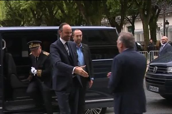 Edouard Philippe au côté de François Bayrou avant l'inauguration de la Foire de Pau