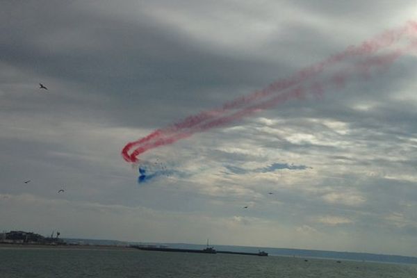 Une photo prise par un membre de l'Association Dispositif de Premiers Secours de l’Estuaire, présent lors du meeting de la patrouille de France. 