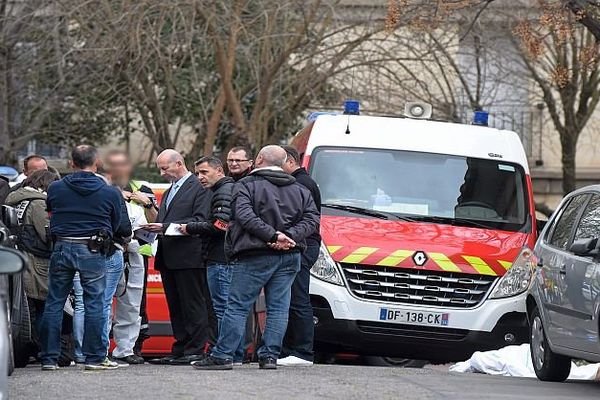 Montpellier - les enquêteurs et le procureur de la République sur les lieux du drame - 30 mars 2016.