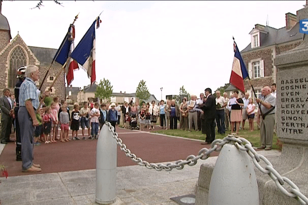 Commémoration de l'appel à la mobilisation générale du 1er août 1914, à Iffendic (35).