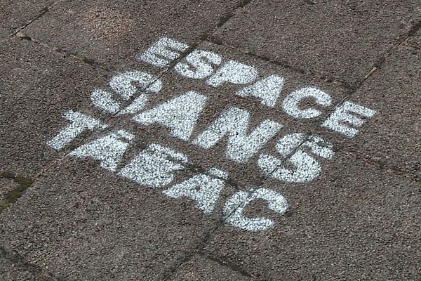 Une quinzaine d'espaces sans tabac ont été inaugurés depuis la rentrée à Chenôve.