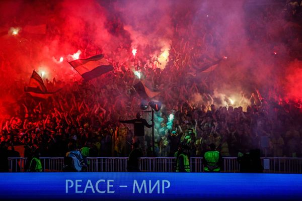 Des fumigènes dans les gradins de la rencontre du FC Nantes contre l'Olympiakos, le 8 septembre 2022