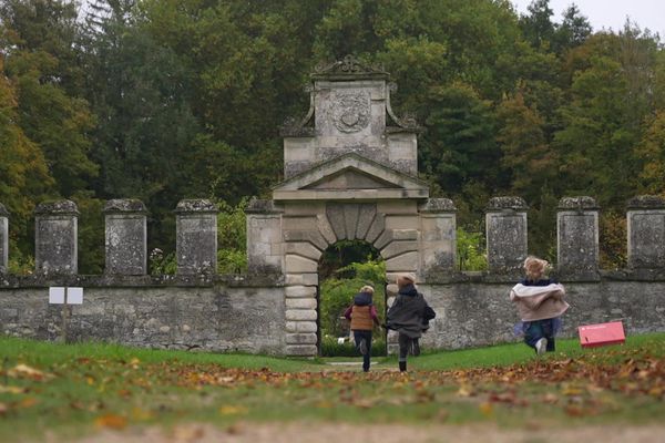 Le domaine de Chaalis propose aux visiteurs un parcours à énigmes durant les vacances scolaires.