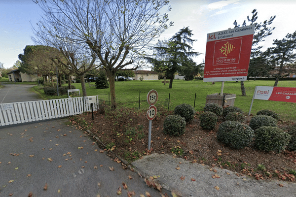 L'agression s'est passée devant le foyer-logement des Cazalières à Calmont (Haute-Garonne).