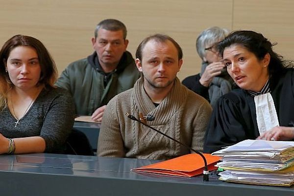 Avignon (Vaucluse) - les parents d'Océane et leur avocate au procès en appel - 29 janvier 2015.