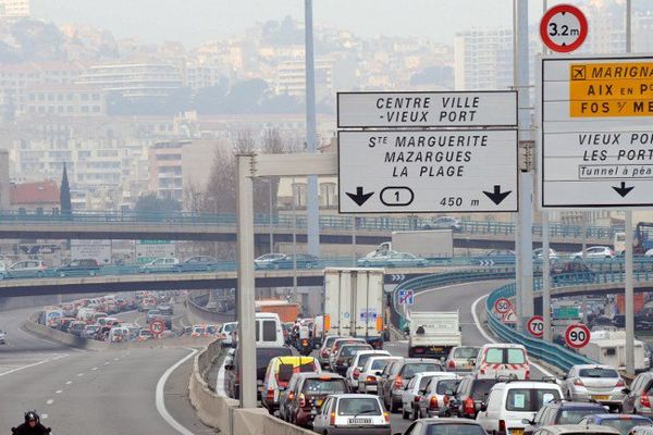 Des embouteillages à l'entrée de Marseille.