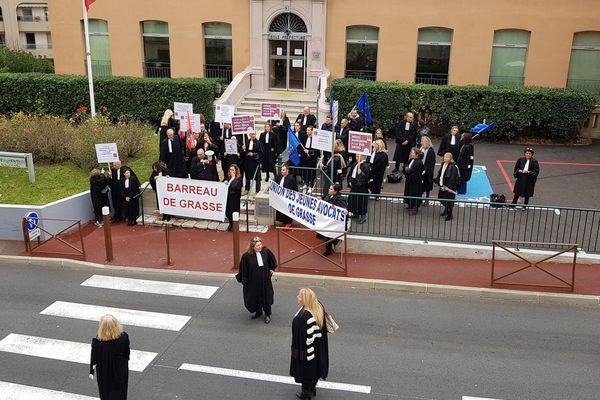 Les avocats mobilisés à Grasse, Nice, Toulon et Draguignan.