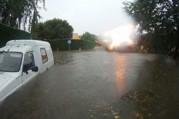 Inondations dans un quartier résidentiel de Tournefeuille