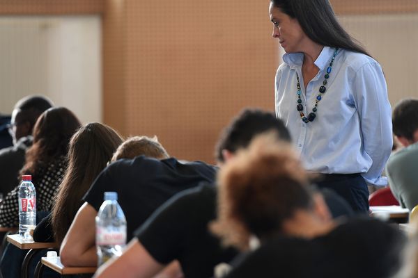 En 2018, 85.907 candidats passent le baccalauréat en Auvergne-Rhône-Alpes.