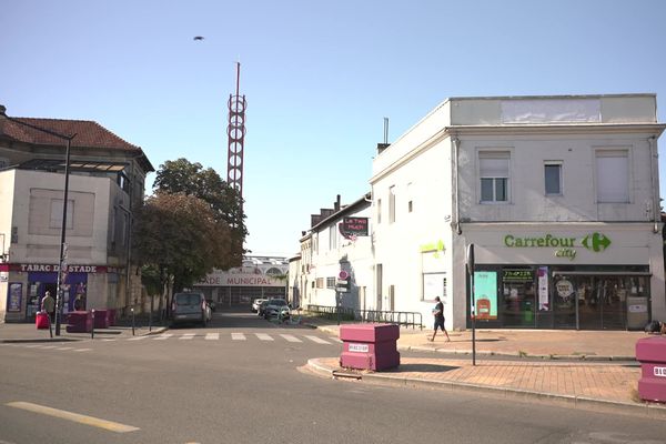 Les faits se sont déroulés hier, vendredi 9 août, aux abords du stade Chaban-delmas, à Bordeaux.