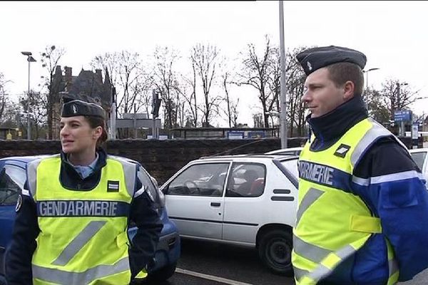 A 27 ans, le Lieutenant Sophie Bernard est Commandant de la brigade de gendarmerie de L'Isle-Adam dans le Val d'Oise.