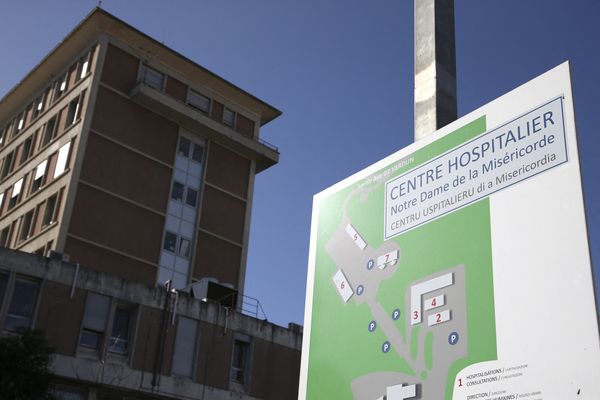 Le service de réanimation du centre hospitalier d'Ajaccio a partagé, ce dimanche 18 avril, un appel à la grève prévue le 11 mai prochain.