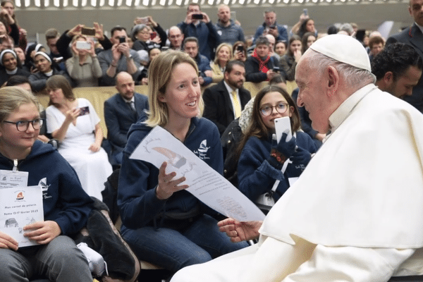 Les élèves de l'école Santa Divota de Porto-Vecchio ont rencontré le Pape François.