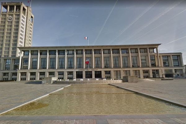 7 candidat(e)s se présentent au Havre pour les municipales 2020.